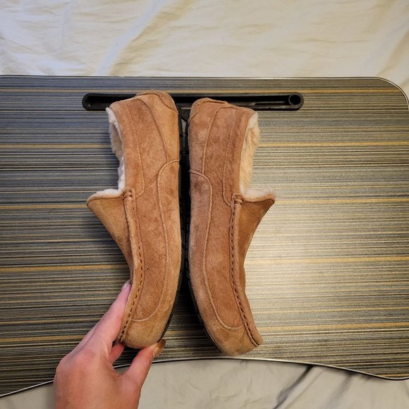 AUTHENTIC UGG SHEEPSKIN SUEDE SLIPPERS 11-WORN ONCE!! - Picture 4 of 8